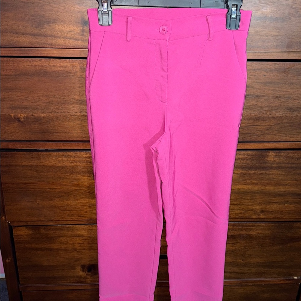 Boutique | Fuchsia Cropped Dress Pants
